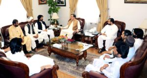 Governor Balochistan Jafar Khan Mandokhail discussing Quetta city development and urban improvement