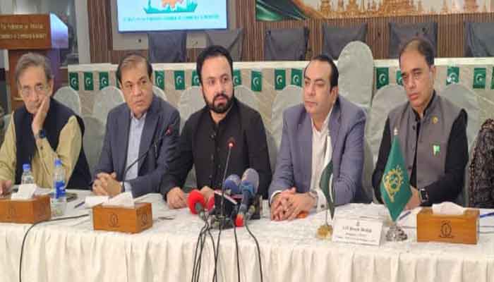 Bilal Khan Kakar speaking at an FPCCI Karachi press conference on investment opportunities and security in Balochistan