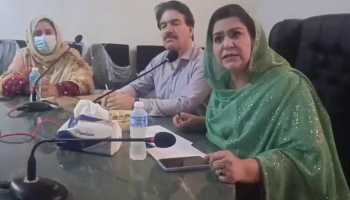 commisionar saira ata